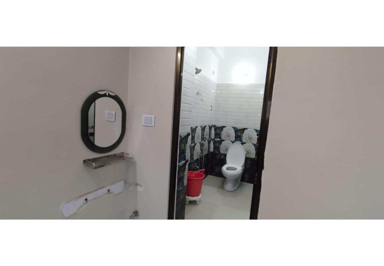 Gk Hotel And Restaurant Varanasi Dış mekan fotoğraf