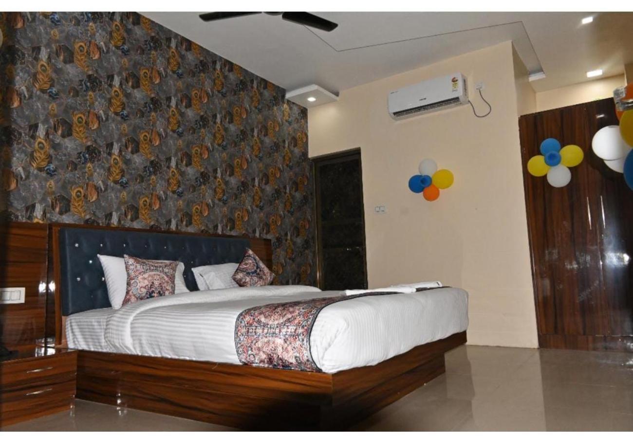 Gk Hotel And Restaurant Varanasi Dış mekan fotoğraf